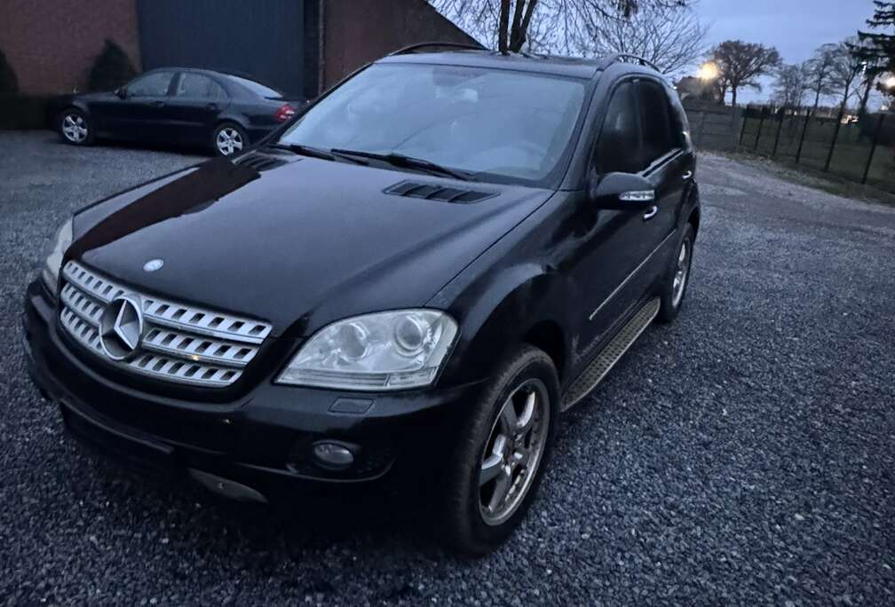 Mercedes-Benz CDI 4Matic 7G-TRONIC Edition 10