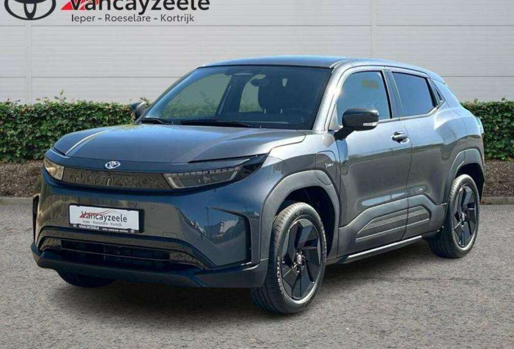 Toyota Executive+cam+gps+sens V+A