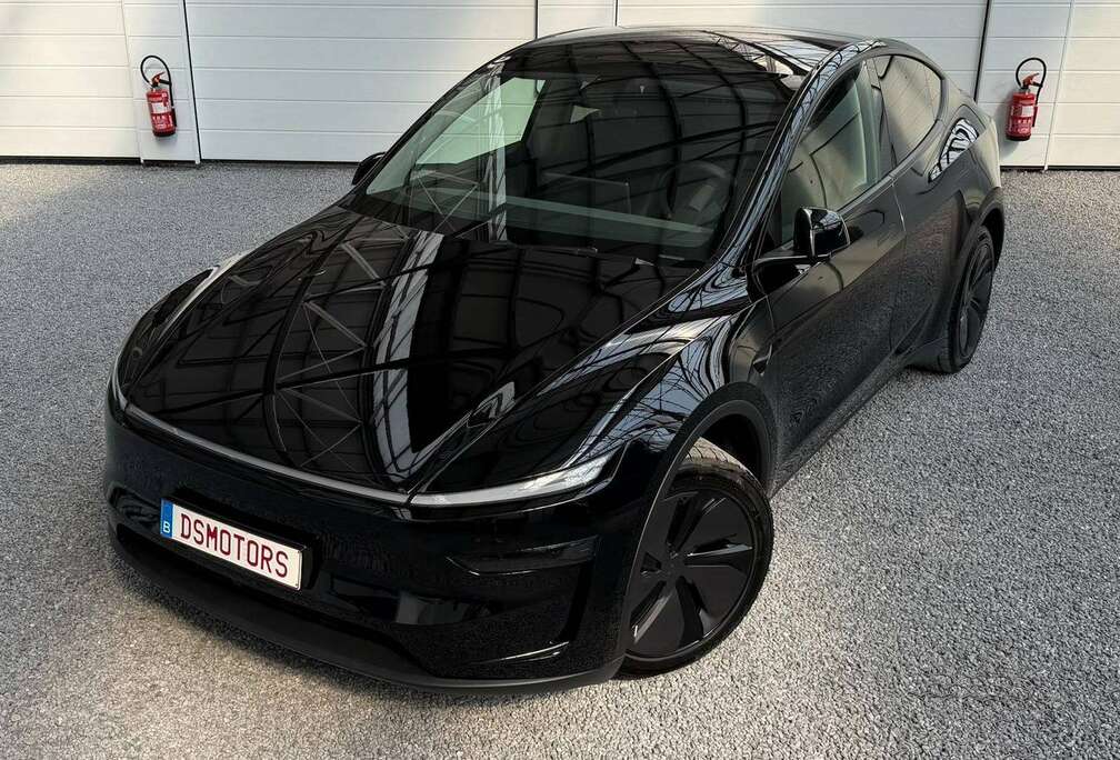 Tesla Juniper Long Range RWD  Premium versie met panoramisch dak  BTW wagen