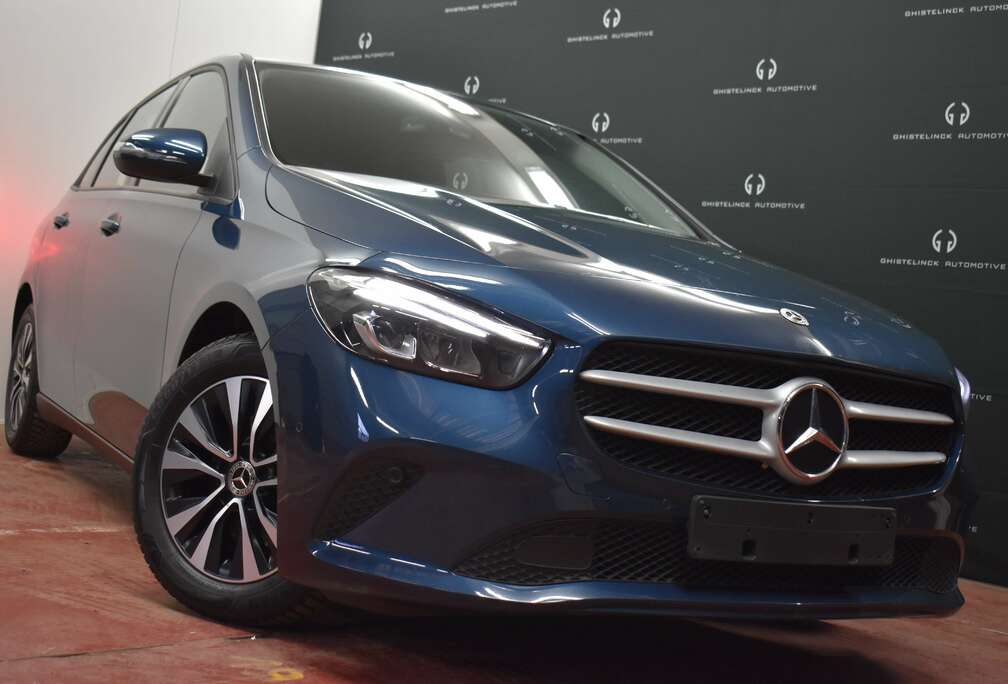 Mercedes-Benz d+ Denim blue + MBUX+Cruise Control+ Lane Assist+