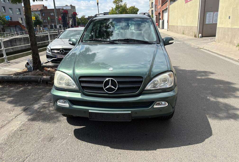 Mercedes-Benz ML 350 Essence