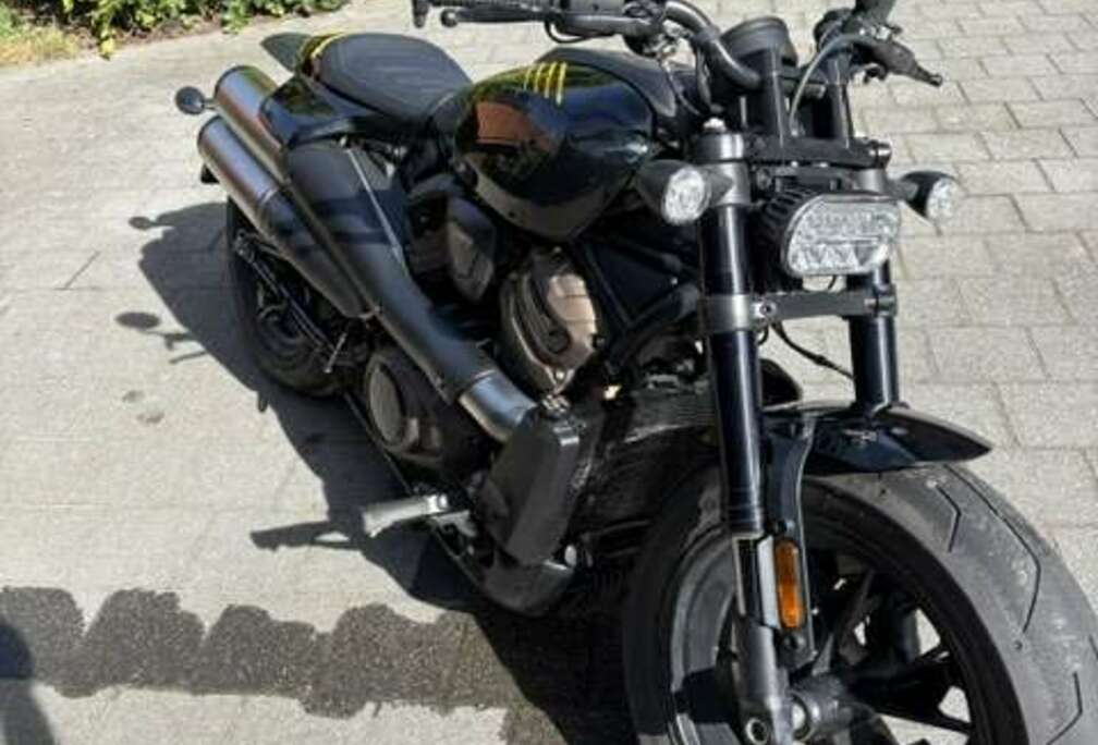 C4B2S