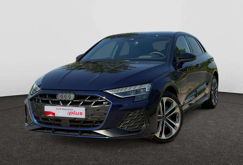 Audi 45 TFSIe Competition S tronic (200 kW) 272 pk /// S- line interieur + /// App-Connect /// Camera achter