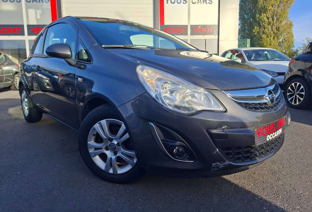 Opel Corsa 1.4i Cosmo