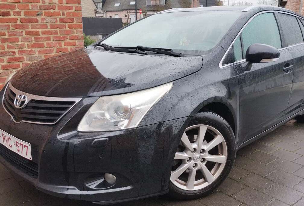 Toyota Combi 2.0 Multidrive S Executive