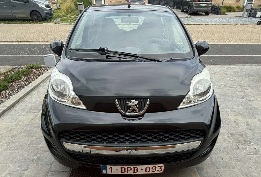 Peugeot 107 70 Black