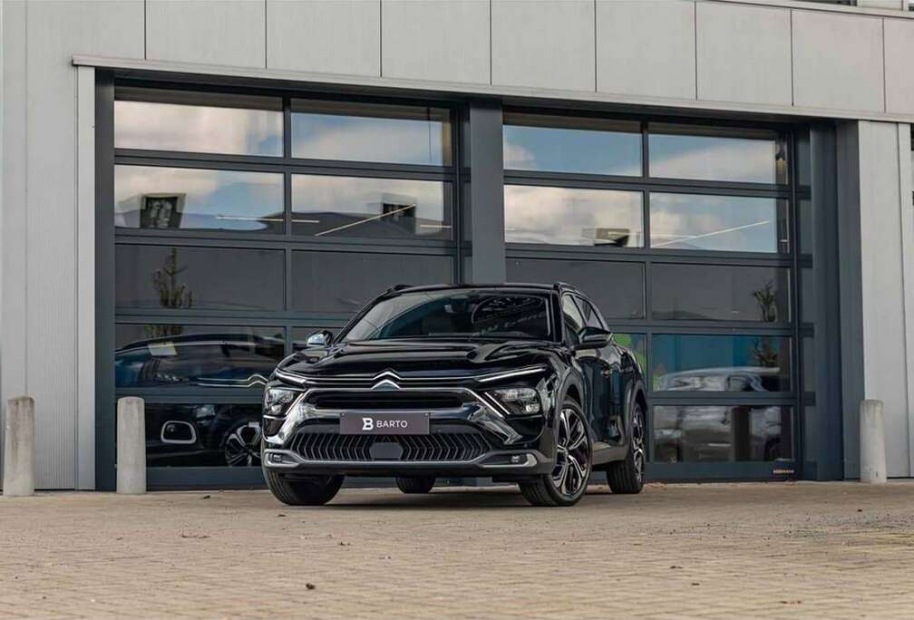 Citroen Automaat 130pk   Volledig Leder  Camera  Ada...