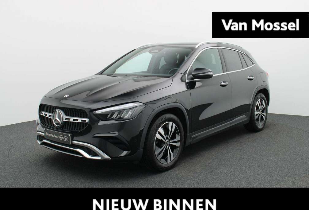 Mercedes-Benz d Luxury Line + LEDER + CARPLAY + LED + CAMERA +