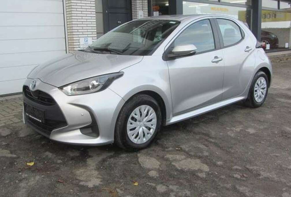 Toyota Yaris Hybrid 1.5 *42.000Km* Automatic Camera GPS