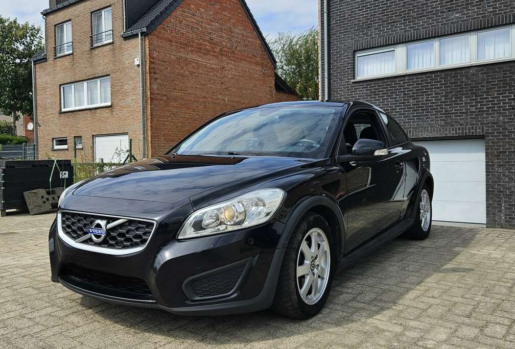 Volvo 1.6 D DRIVe Kinetic