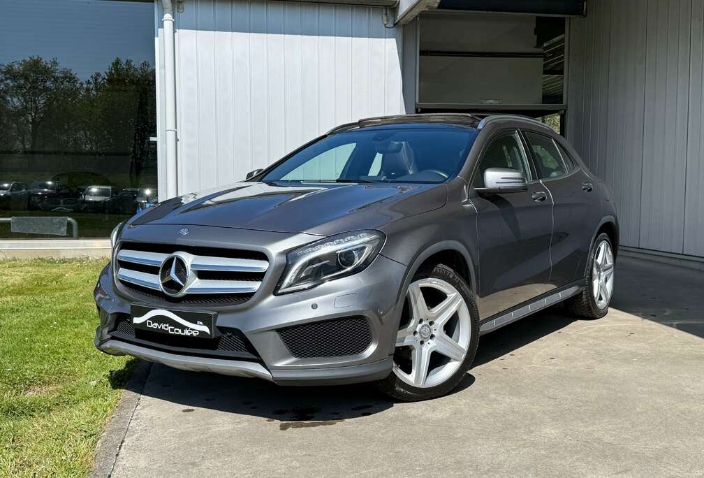 Mercedes-Benz d 4-Matic, Pack AMG, Harman Kardon, Toit ouvrant