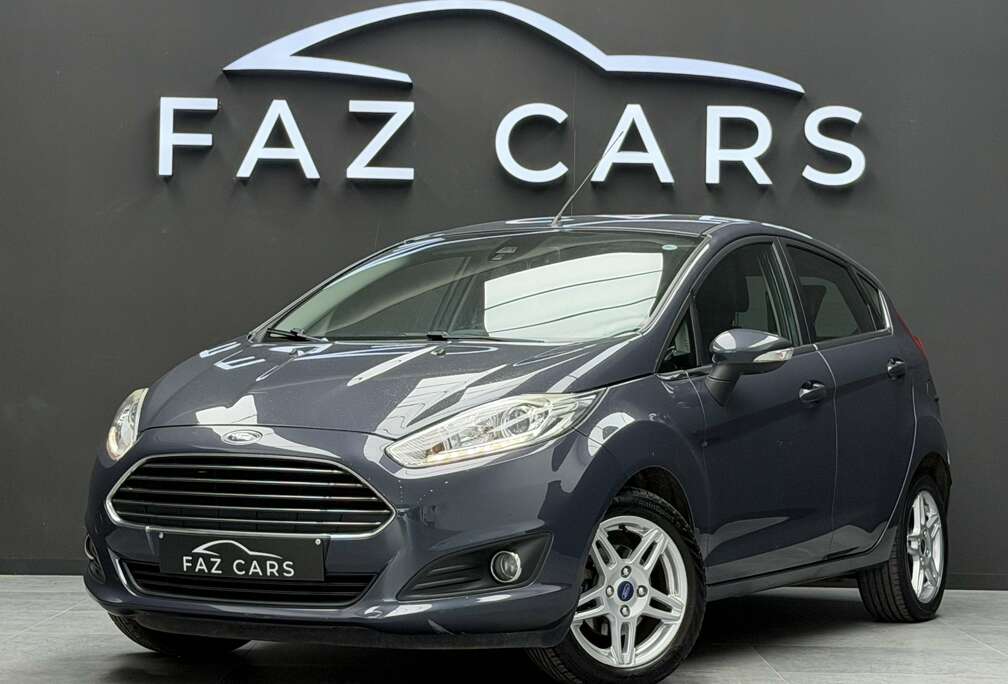 Ford * Réservé *