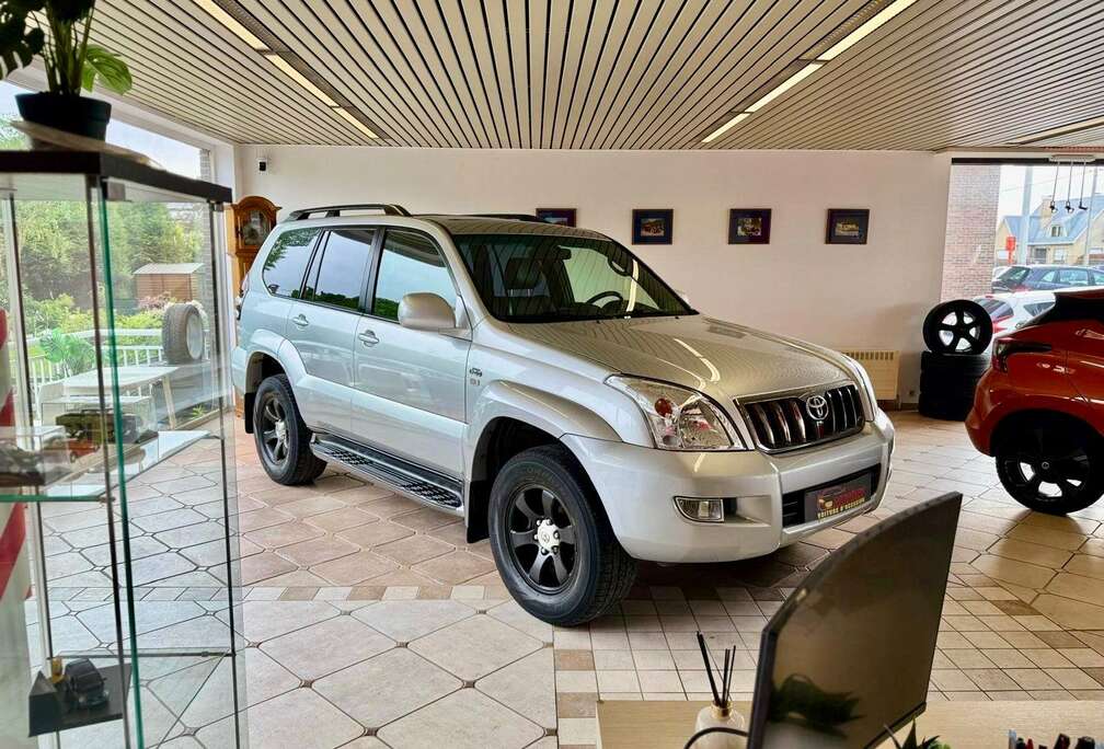 Toyota Land Cruiser 3.0 Turbo D-4D VIP