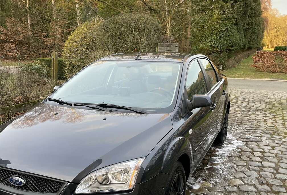 Ford 1.6 16V Trend