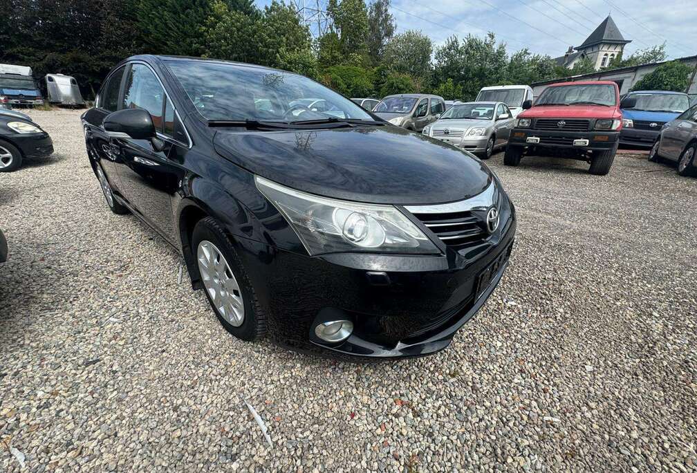 Toyota Avensis 1.8i Premium