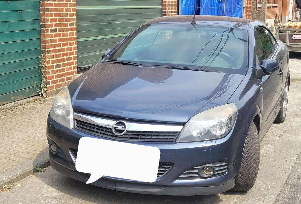 Opel Astra TwinTop 1.8i Enjoy