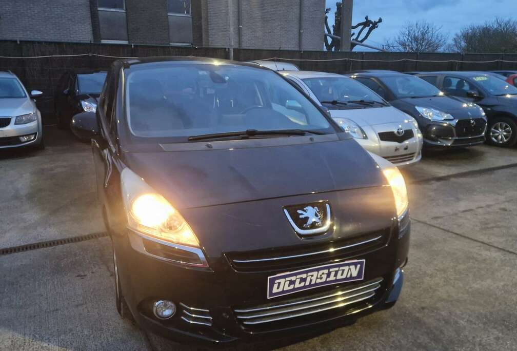 Peugeot 5008 1.6 e-HDi Premium 7 place Euro 5