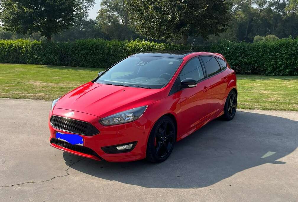 Ford 1.0 EcoBoost Start-Stopp, RED & BLACK, ST-line