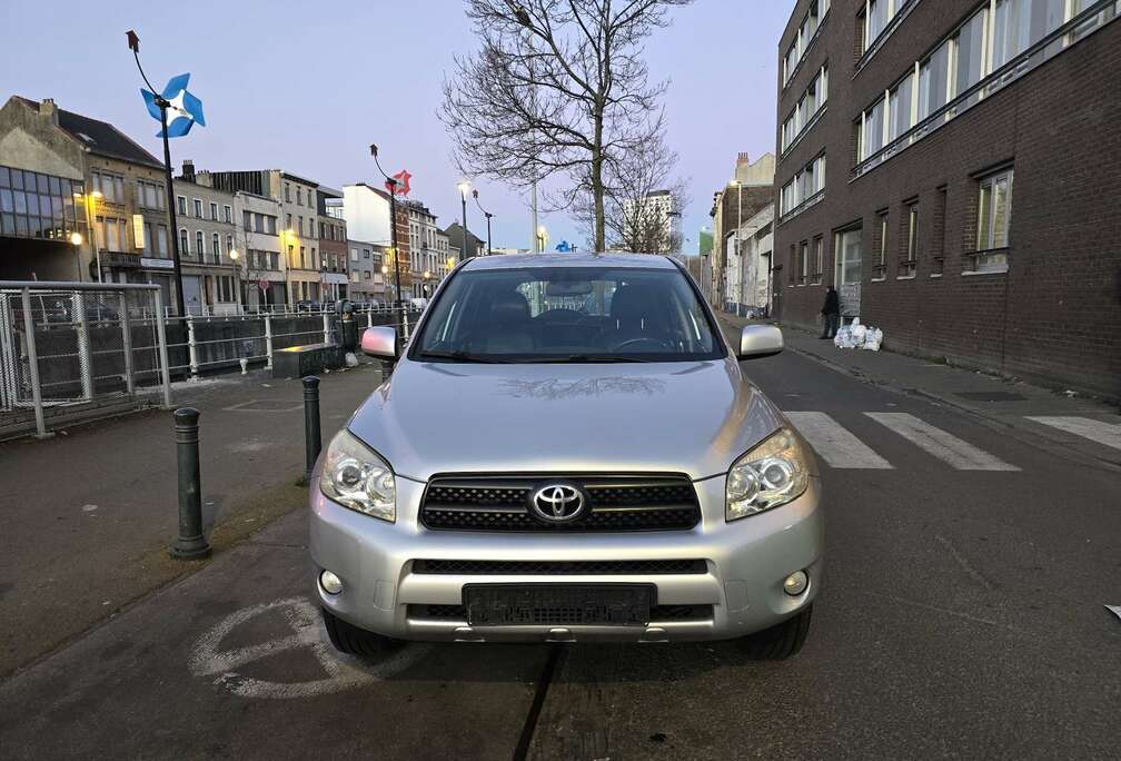Toyota RAV4 2.0i VVT-i 16v VIP (EXPORT AFRICA MERCI)