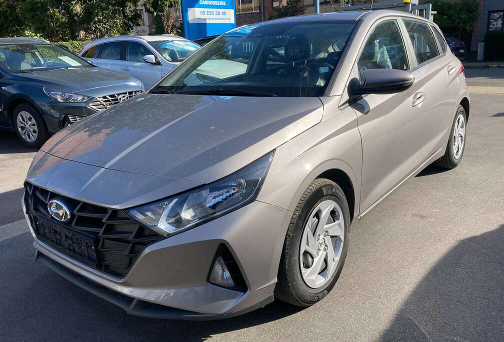 Hyundai 5D 1.2 APPLE CARPLAY - ACHTERUITRIJCAM...