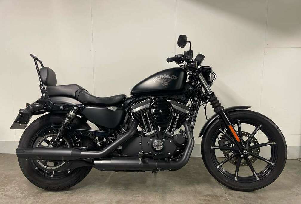 Cruiser XL883N IRON