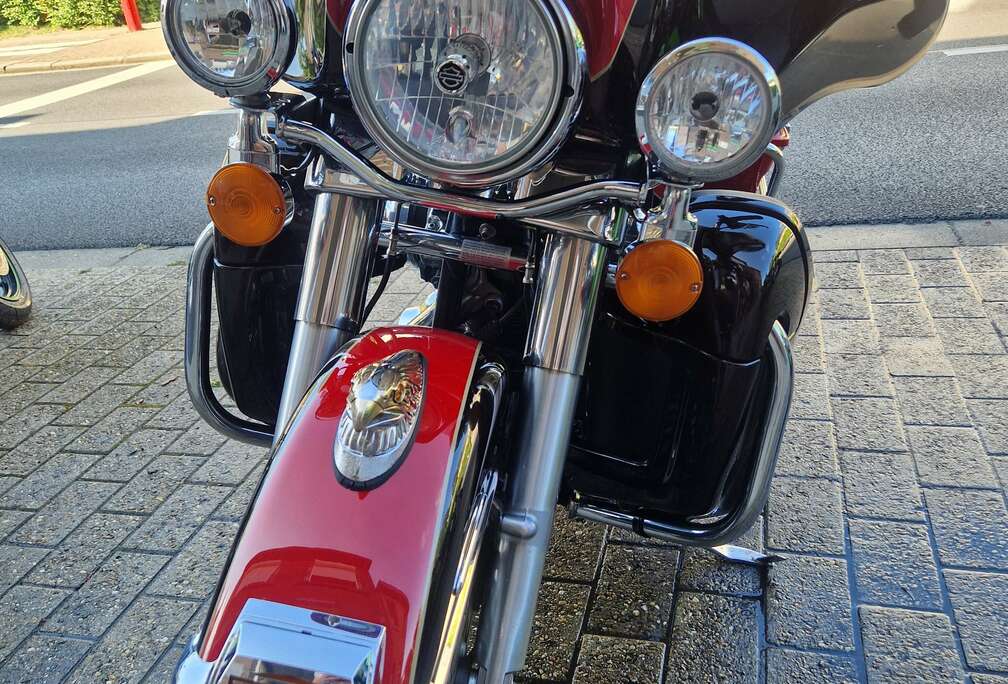 ELECTRA GLIDE ULTRA LIMITED FLHTK