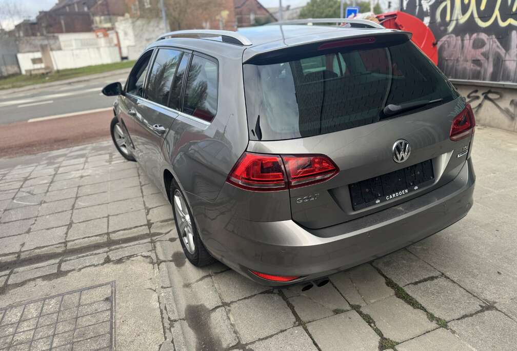 Volkswagen Golf 1.4 TSI blue motion