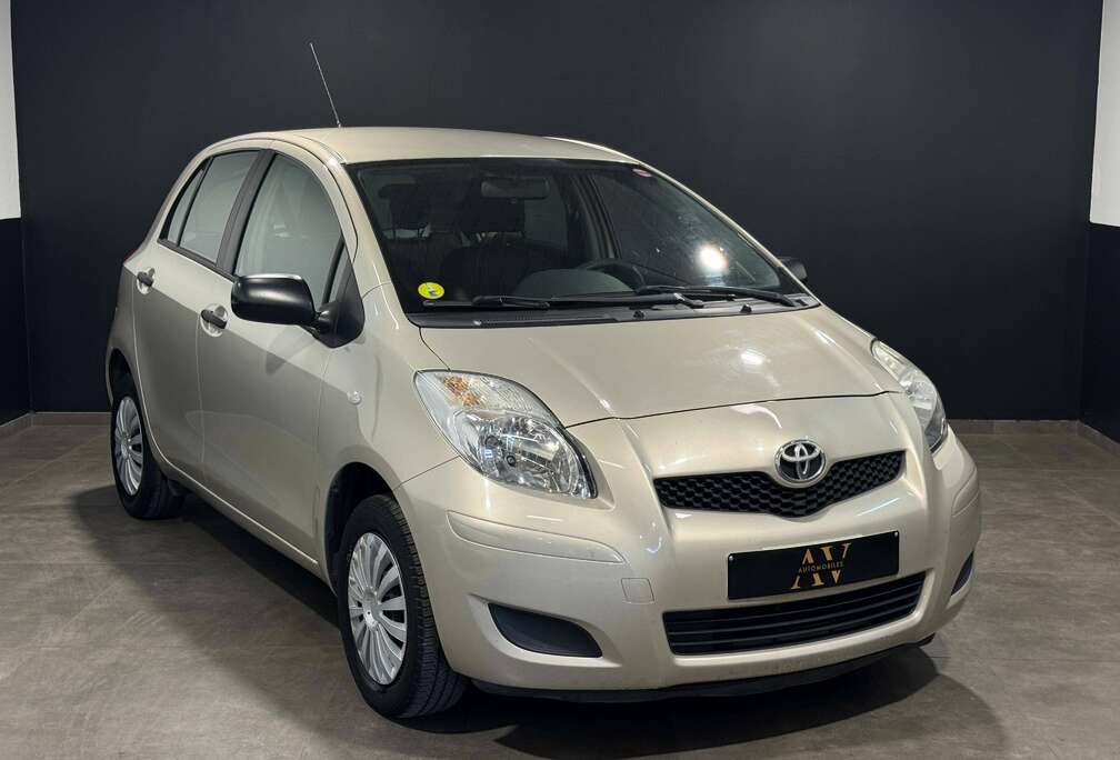 Toyota **1.0 ** Active ** Garantie 12 mois **