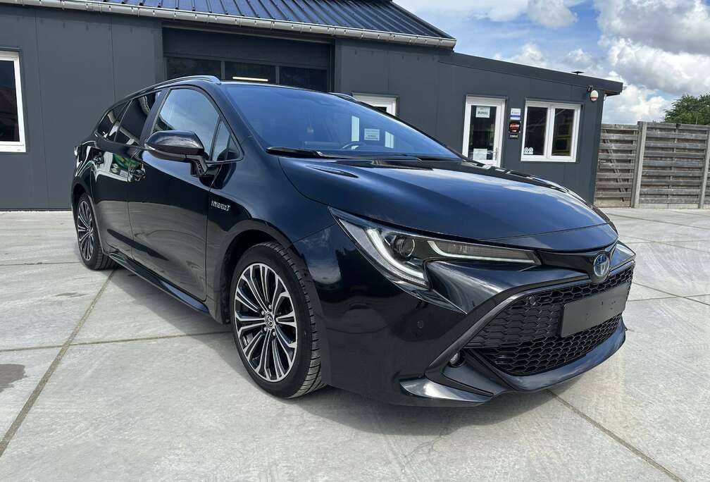 Toyota Corolla SW Hybrid 2.0 e-CVT / Airco / Zetelverwarming / 94.846 km!