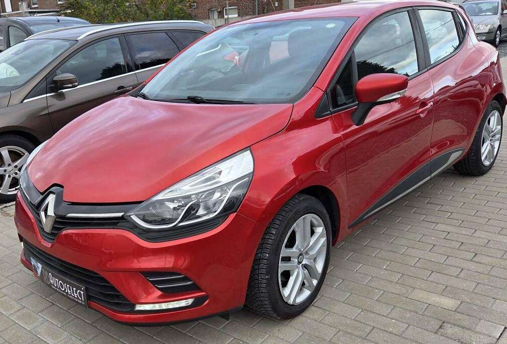 Renault Clio 1.2i Limited