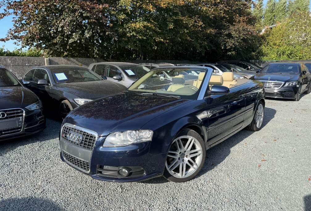 Audi A4 Cabriolet 2.0 Turbo 16v FSI S-line Multitronic