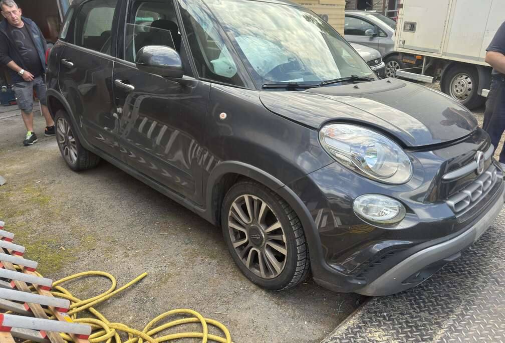 Fiat 500L Cross 1.4i (EU6d-TEMP)