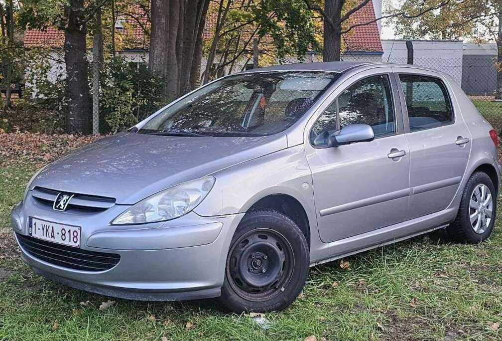 Peugeot 1.6i 16v Privilège