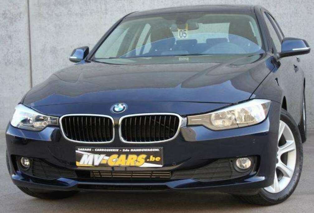 BMW BMW 316i/Pdc/Multistuur/scherm