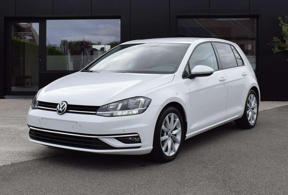Volkswagen Golf 1.4 TSI DSG Facelift//Apple CarPlay//Navi/Led