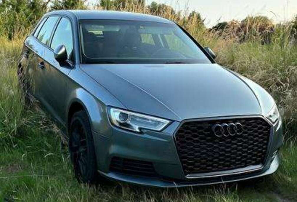 Audi 1.0 Tsi / Automatique /Sportback S tronic 7