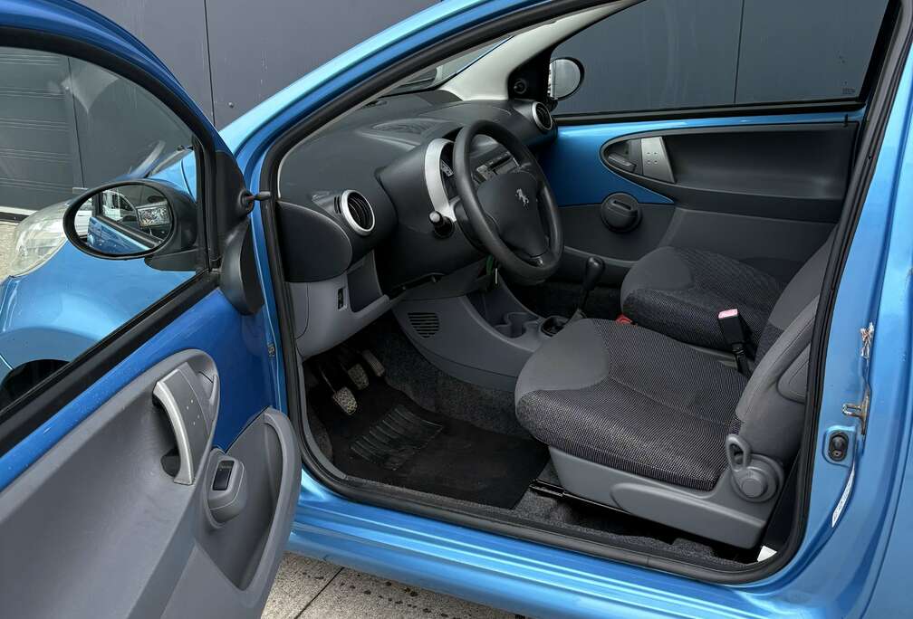 Peugeot 107 1.0i 12 mois/maanden Garantie