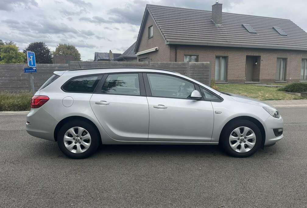 Opel Sports Tourer 1.6 CDTi BRUT DE CHAINE A FROID