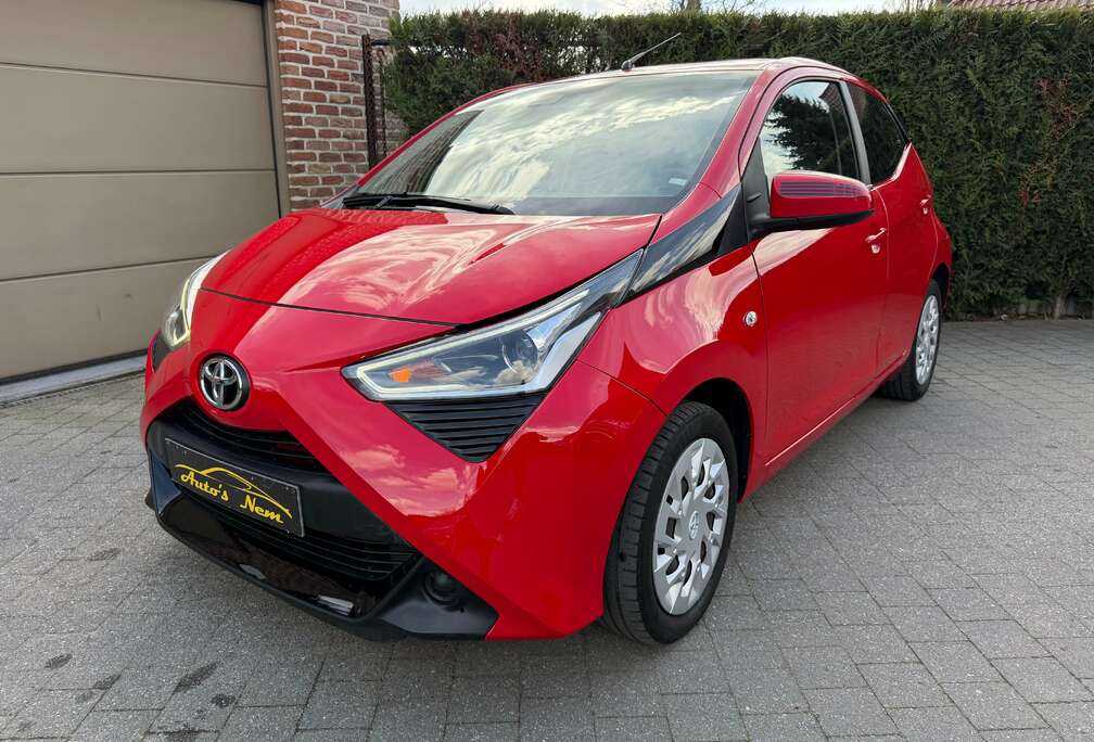 Toyota Aygo 1.0i VVT-i x-play II M/M GPF,GARANTIE,AIRCO