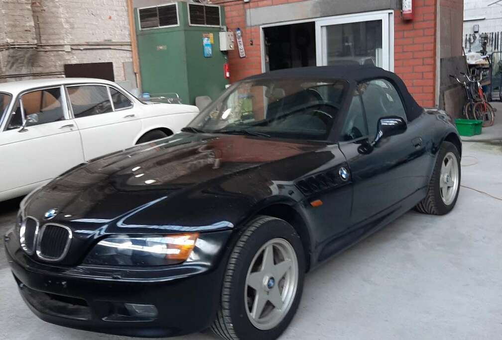 BMW roadster 1.8