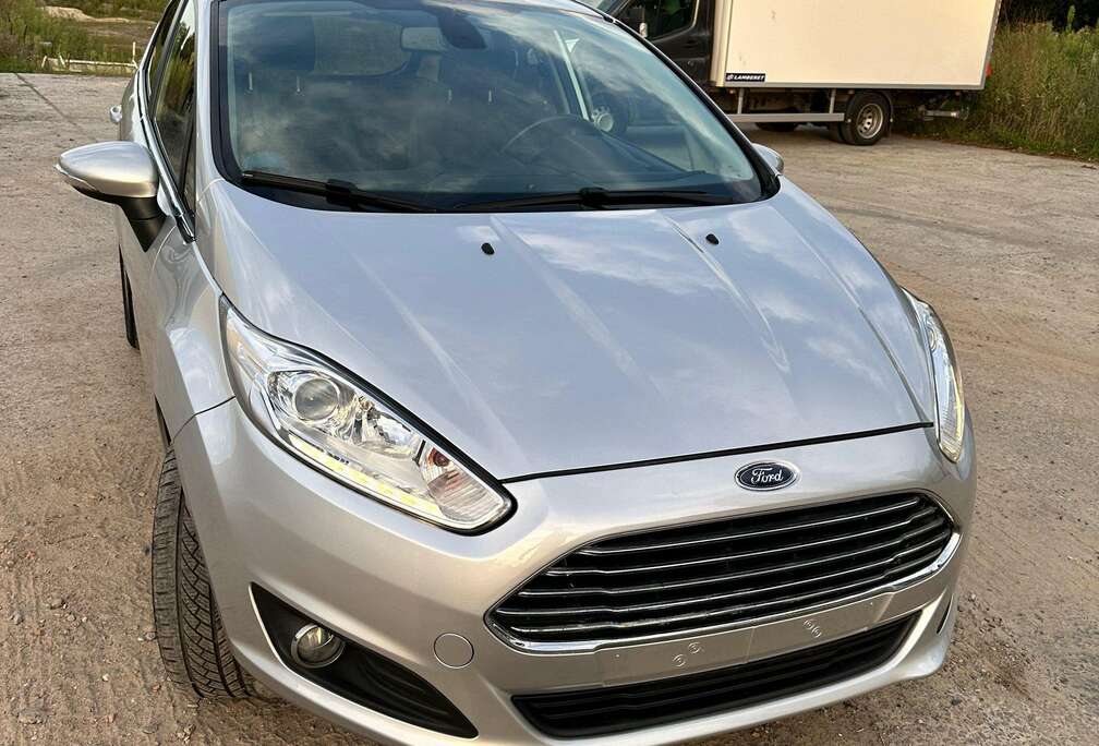 Ford Titanium 1.0 ecoboost  airco  zetelwarm