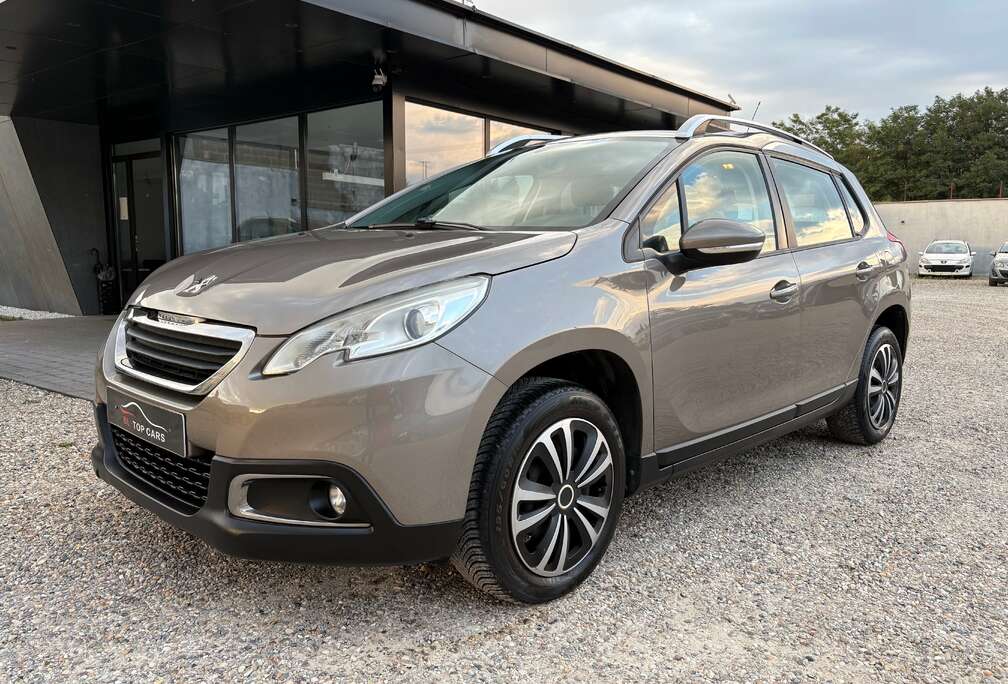 Peugeot 2008 1.2i Allure S