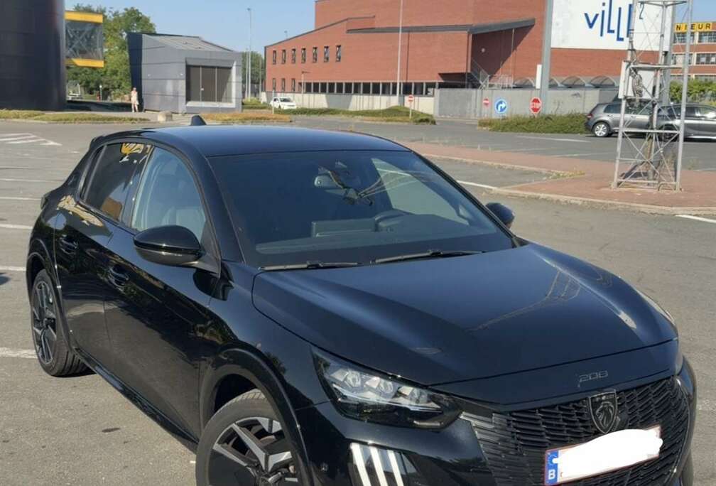 Peugeot 1.2i Hybrid Active e-DCS