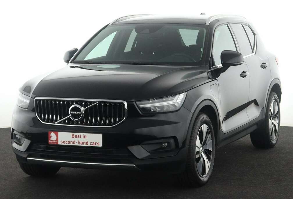 Volvo MOMENTUM PRO 1.5T5 TWIN ENGINE GEARTRONIC PHEV + G