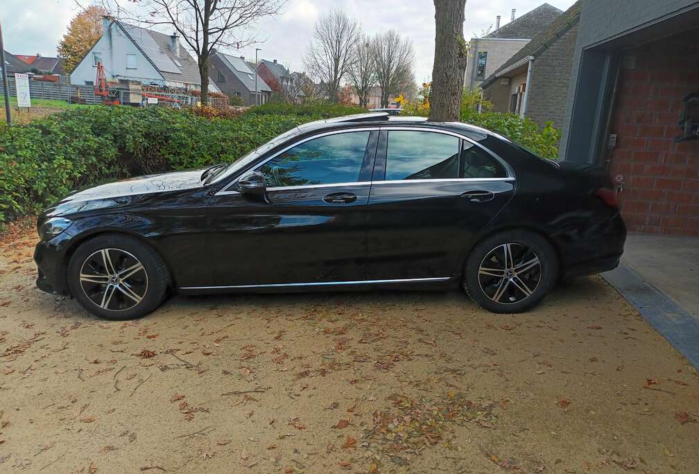 Mercedes-Benz C 180 9G-TRONIC Avantgarde