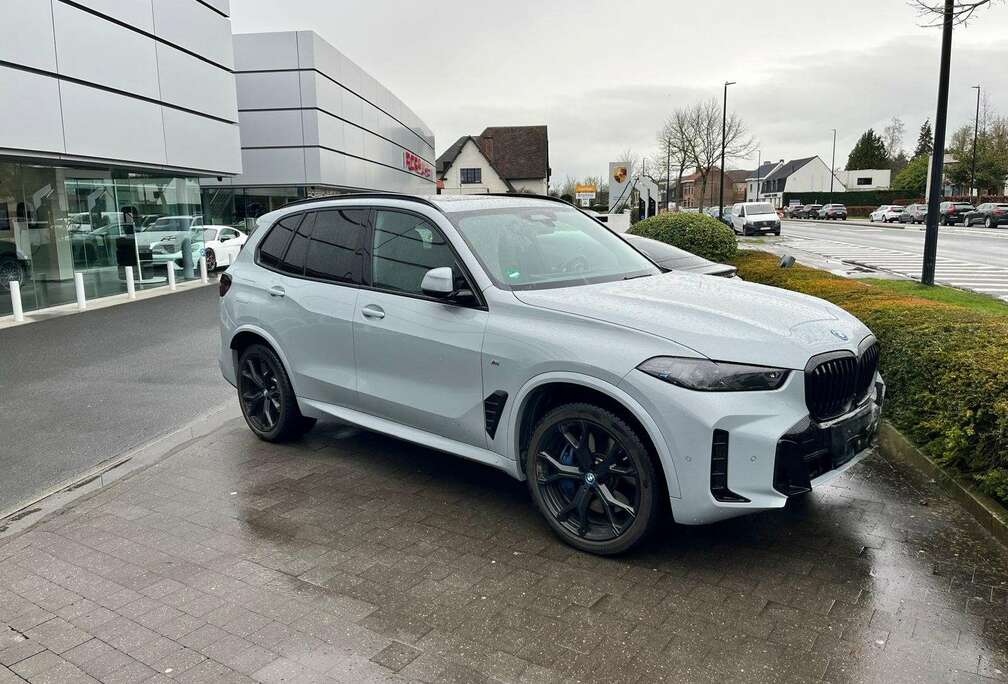 BMW BMW X5 xDrive50e 2024  M Sport Pro  Sky Lounge  Massage  Soft Close  FULL OPTION  22  Perfecte Staat