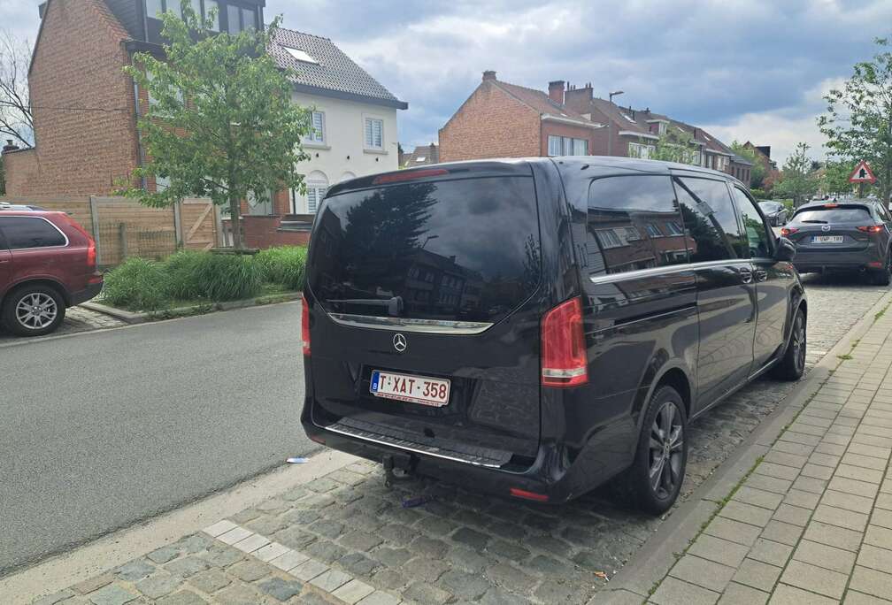 Mercedes-Benz V 250