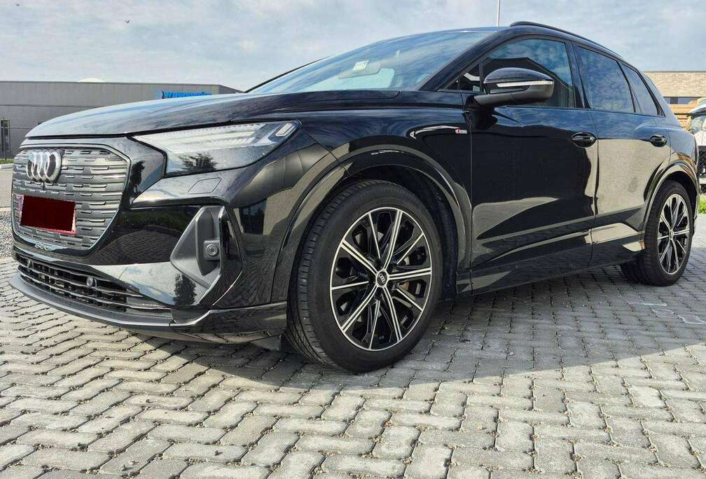 Audi Audi Q4 40 e-tron S line Black Edition