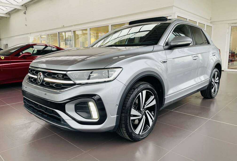 Volkswagen 1.5 TSI ** GARANTIE +  R-LINE + TOIT PANO + LED **