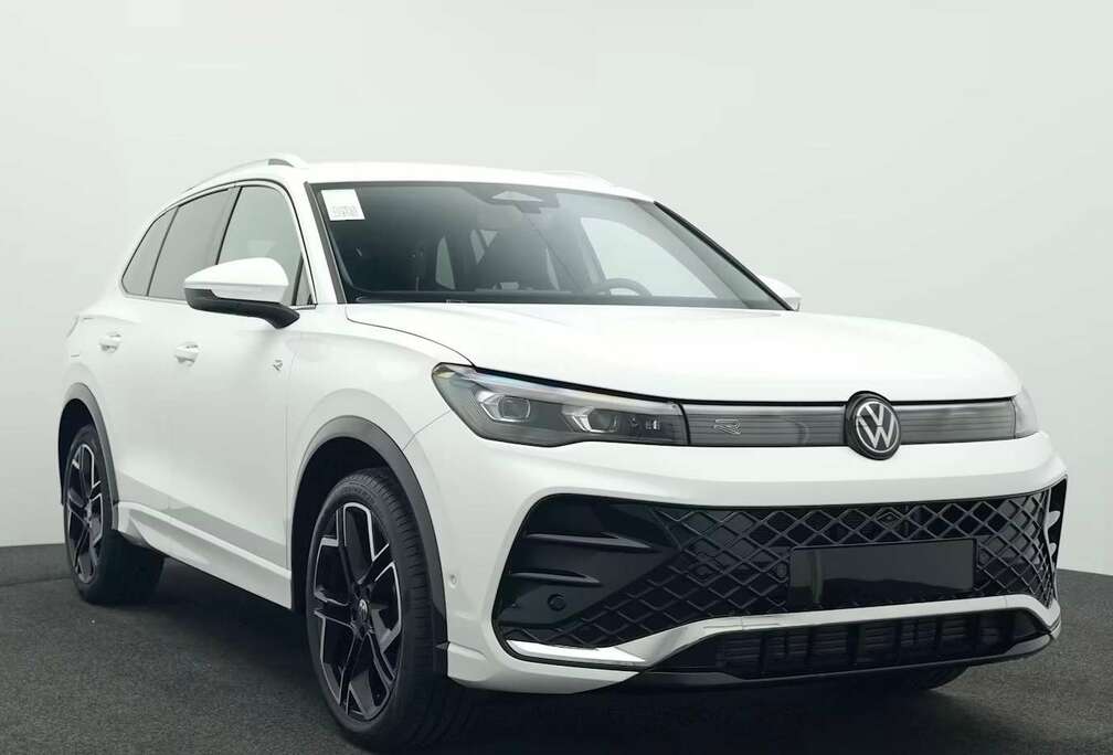 Volkswagen NEW R-EDITION 15 E-TSI DSG TREK/SAFEXL/19/PARK-28%